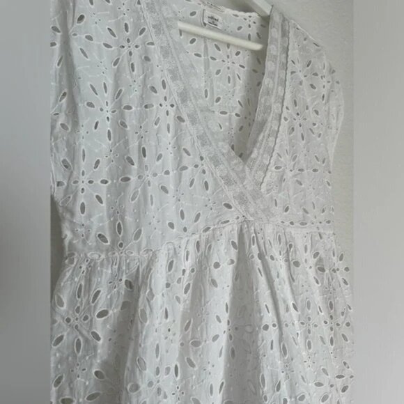 Aritzia Embroidered Babydoll Dress - Picture 2 of 4
